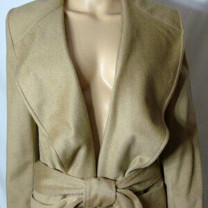 Jones New York Wool Angora blend Full length Coat Tan Size M Ruffle trim closure